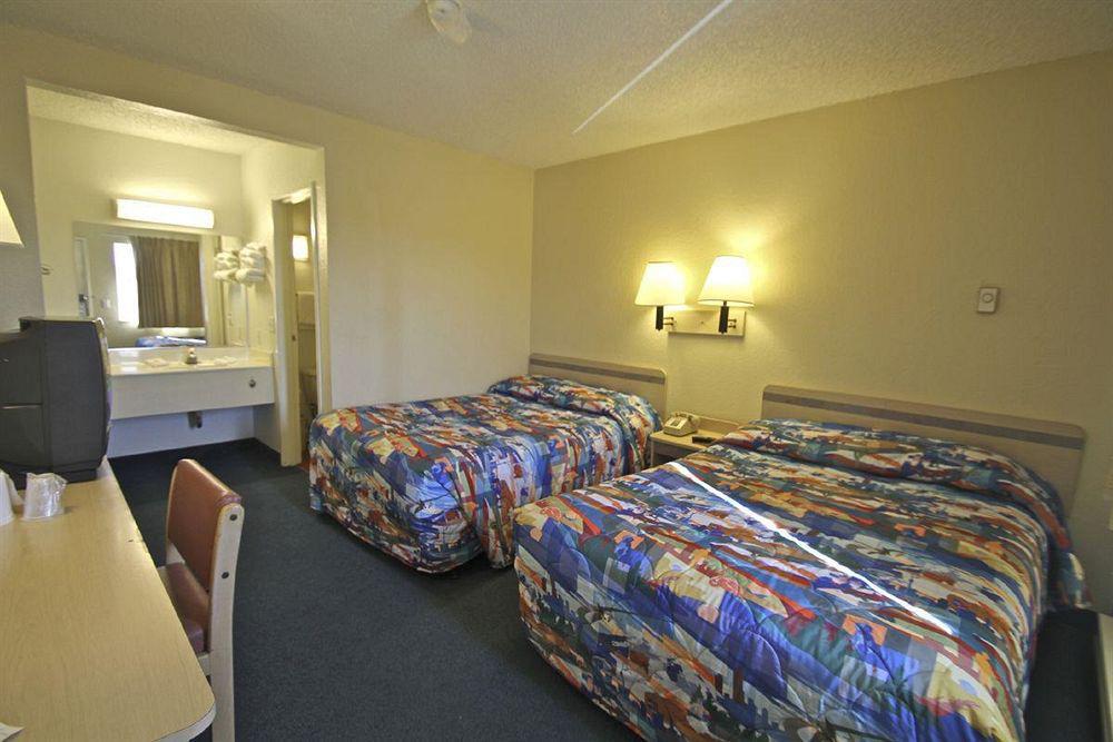 Motel 6-Eureka, Ca Redwood Coast Exteriör bild