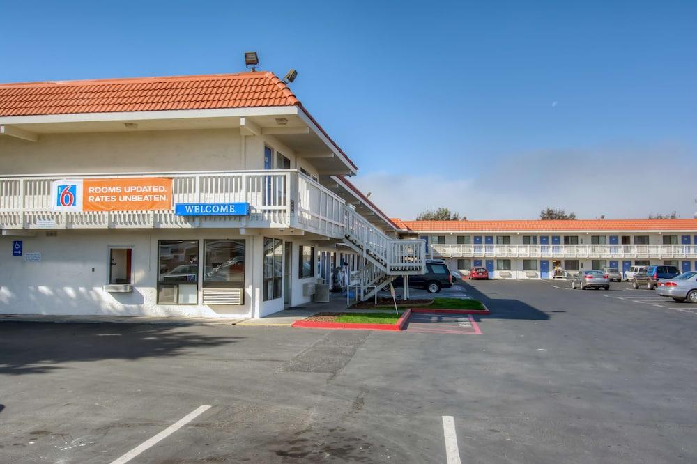 Motel 6-Eureka, Ca Redwood Coast Exteriör bild