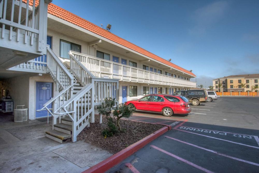 Motel 6-Eureka, Ca Redwood Coast Exteriör bild